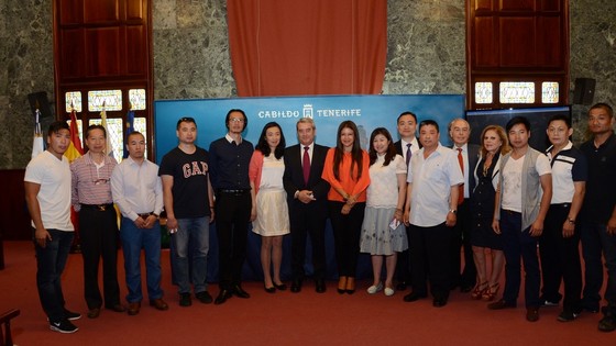 Imagen de Una delegación comercial china visita el Cabildo para promover vínculos económicos