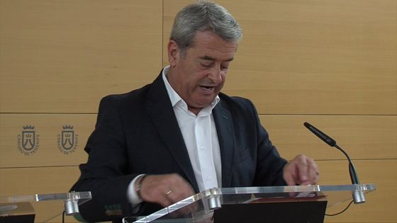 Imagen de Coalición Canaria-PNC y PSOE firman un pacto con el compromiso de mejorar la vida de las personas de la Isla