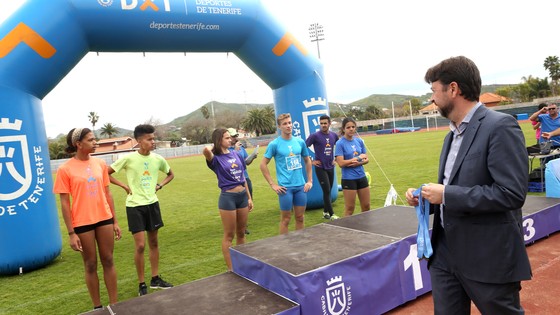 Imagen de La final del II Torneo Cabildo de Tenerife de Atletismo Escolar reúne a 200 jóvenes en La Laguna