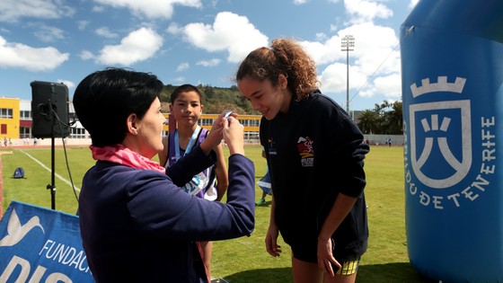 Imagen de La final de atletismo infantil y cadete de los XXIX Juegos Cabildo congrega a 400 deportistas en La Laguna