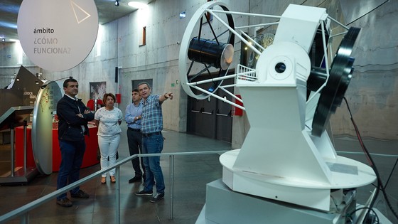 Imagen de El dramaturgo Antonio Tabares afirma en el Museo de la Ciencia y el Cosmos que las islas “son el centro del mundo en astrofísica”