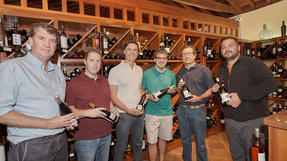 Imagen de El prestigioso sumiller Ferrán Centelles  se interesa por los vinos de Tenerife