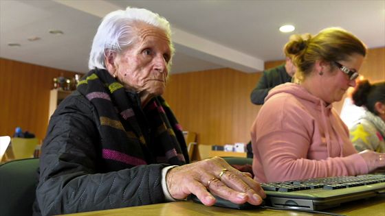 Imagen de El Cabildo combatirá el aislamiento de las personas mayores y propiciará su participación social